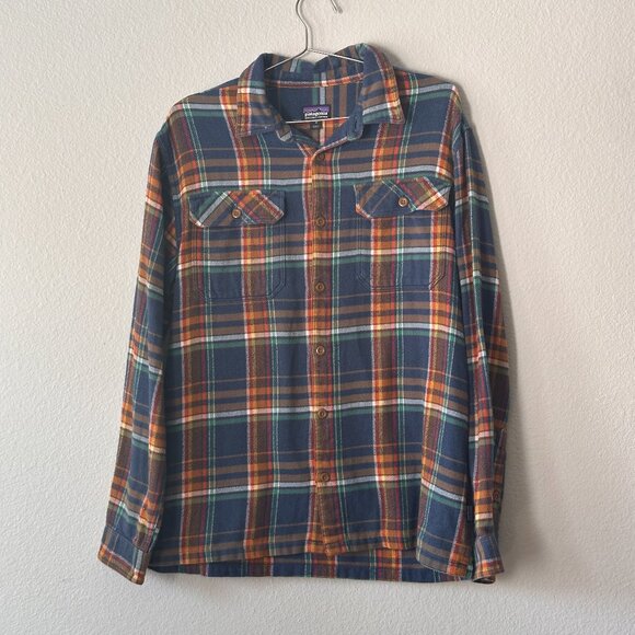 Patagonia Men's Long-Sleeved Fjord Flannel Shirt - Picture 1 of 6
